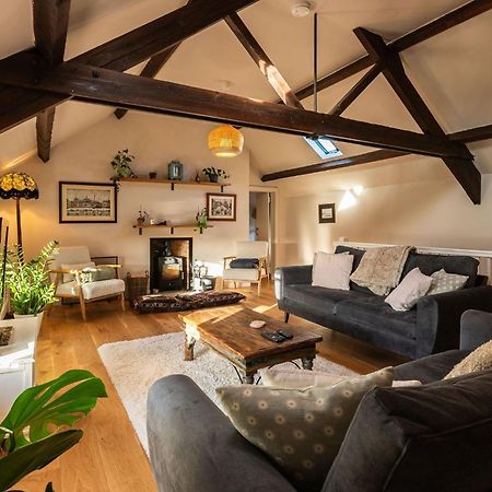 Stable Cottage Teffont Magna Exterior photo